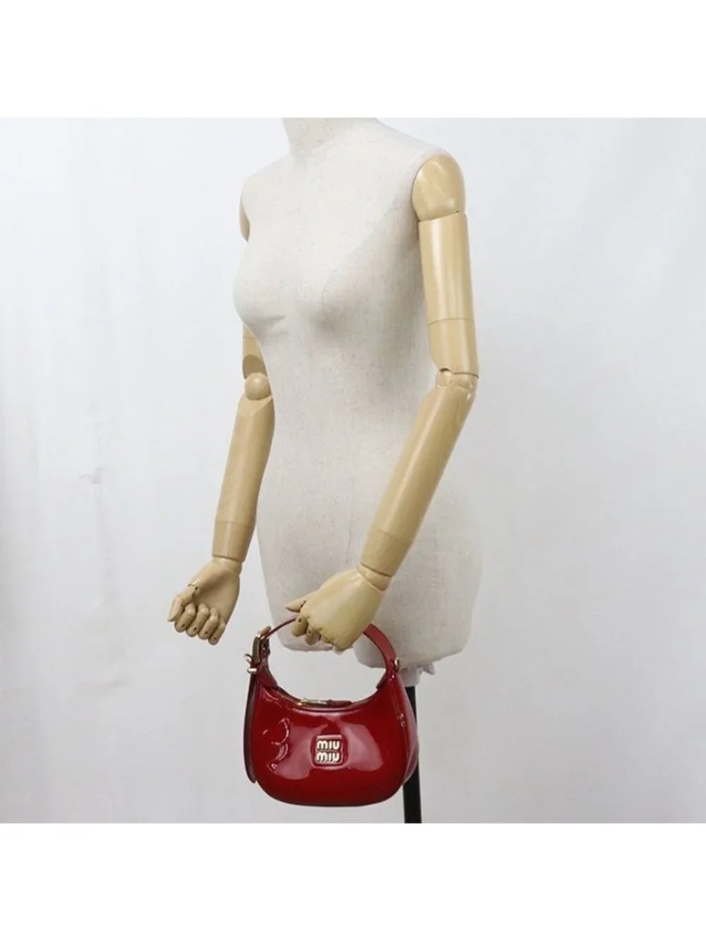 Miu Miu Miu Hobo Handbag Patent Leather
